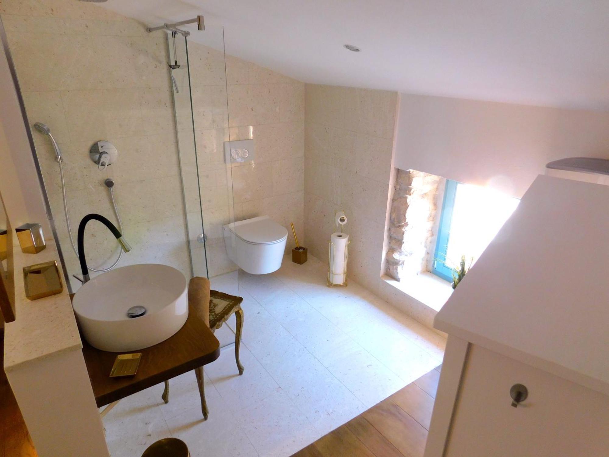 Apartment Bezauberndes Steinhaus Mit Garten In Der Altstadt Von Rovinj